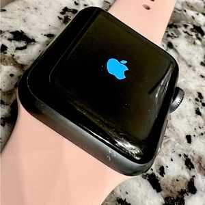 Iwatch series 3. Graphite. 38MM